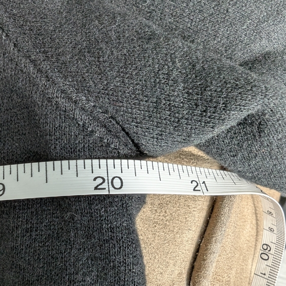 Burberry Brit Hearst Men's Zip Up Sweater - Black - Size Large - Picture 10 of 10